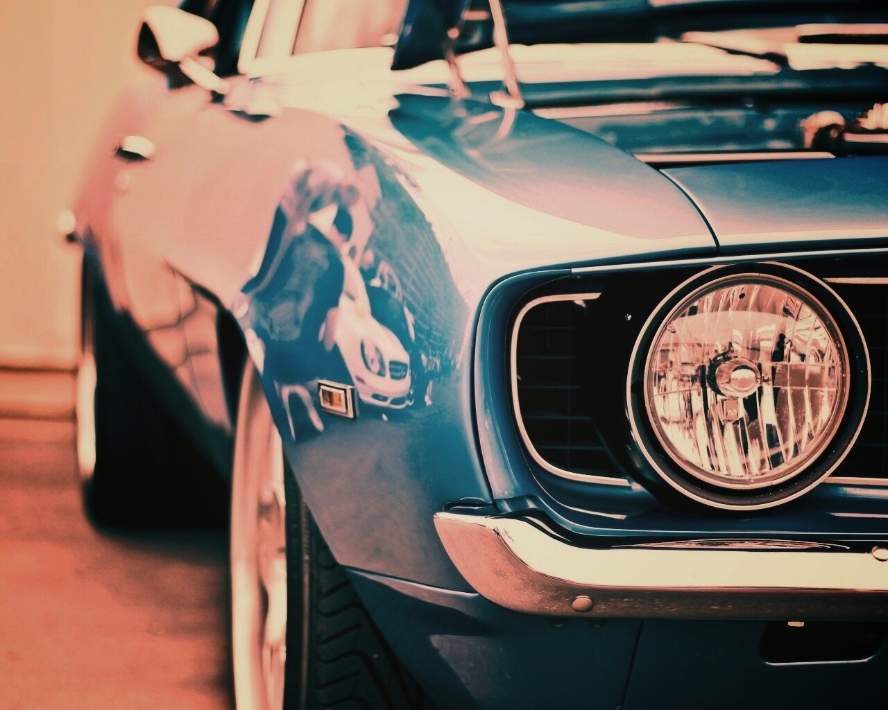 Синяя машина обои