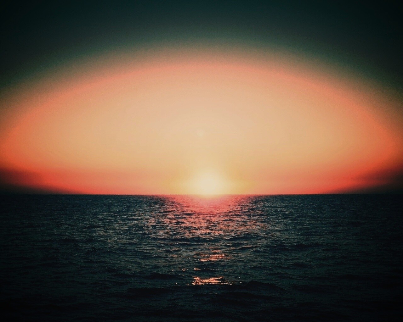 Заходящее солнце обои