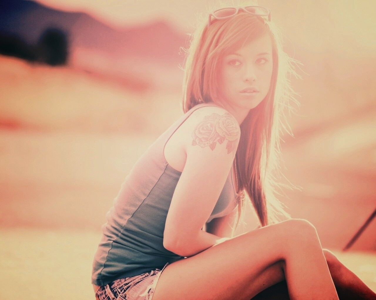 Синяя кофточка обои