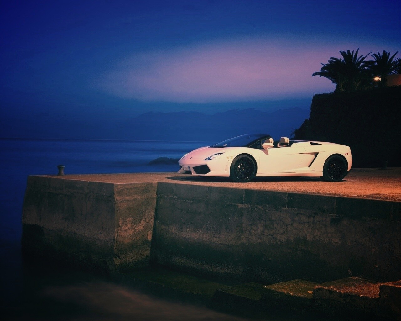 Белый кабриолет ламбо обои