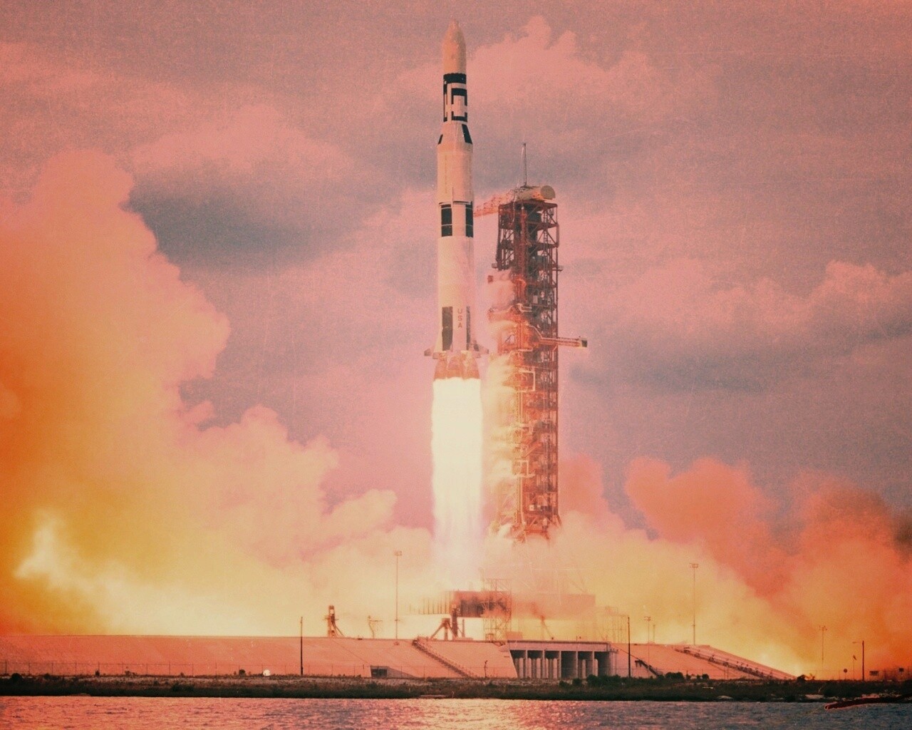 Старт ракеты обои