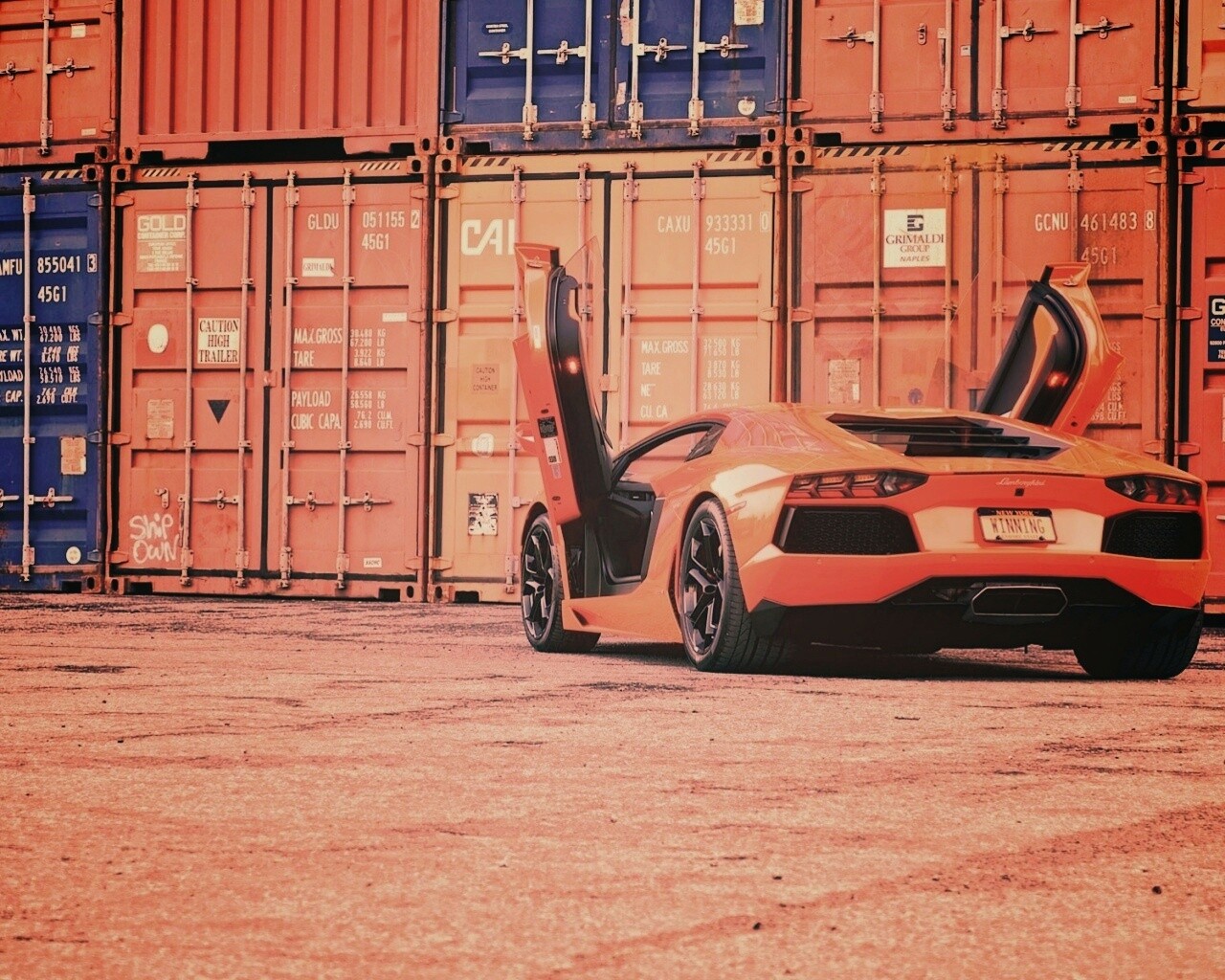 Оранжевый Авентадор обои