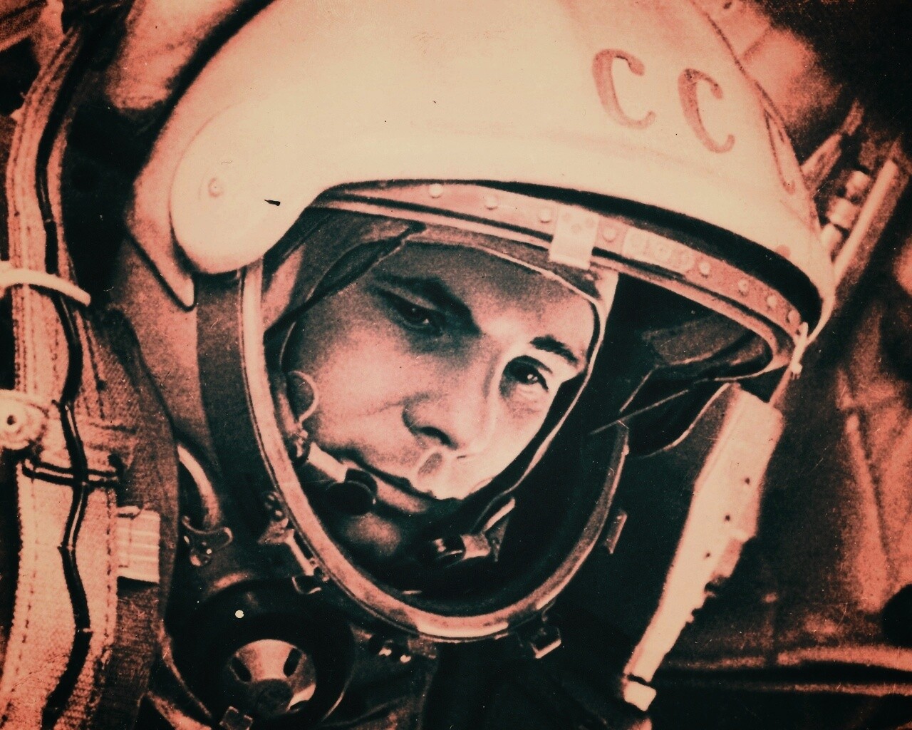 Юрий Алексеевич Гагарин обои