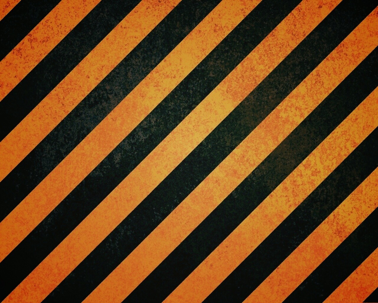 Предупреждающая черно-желтая штриховка обои