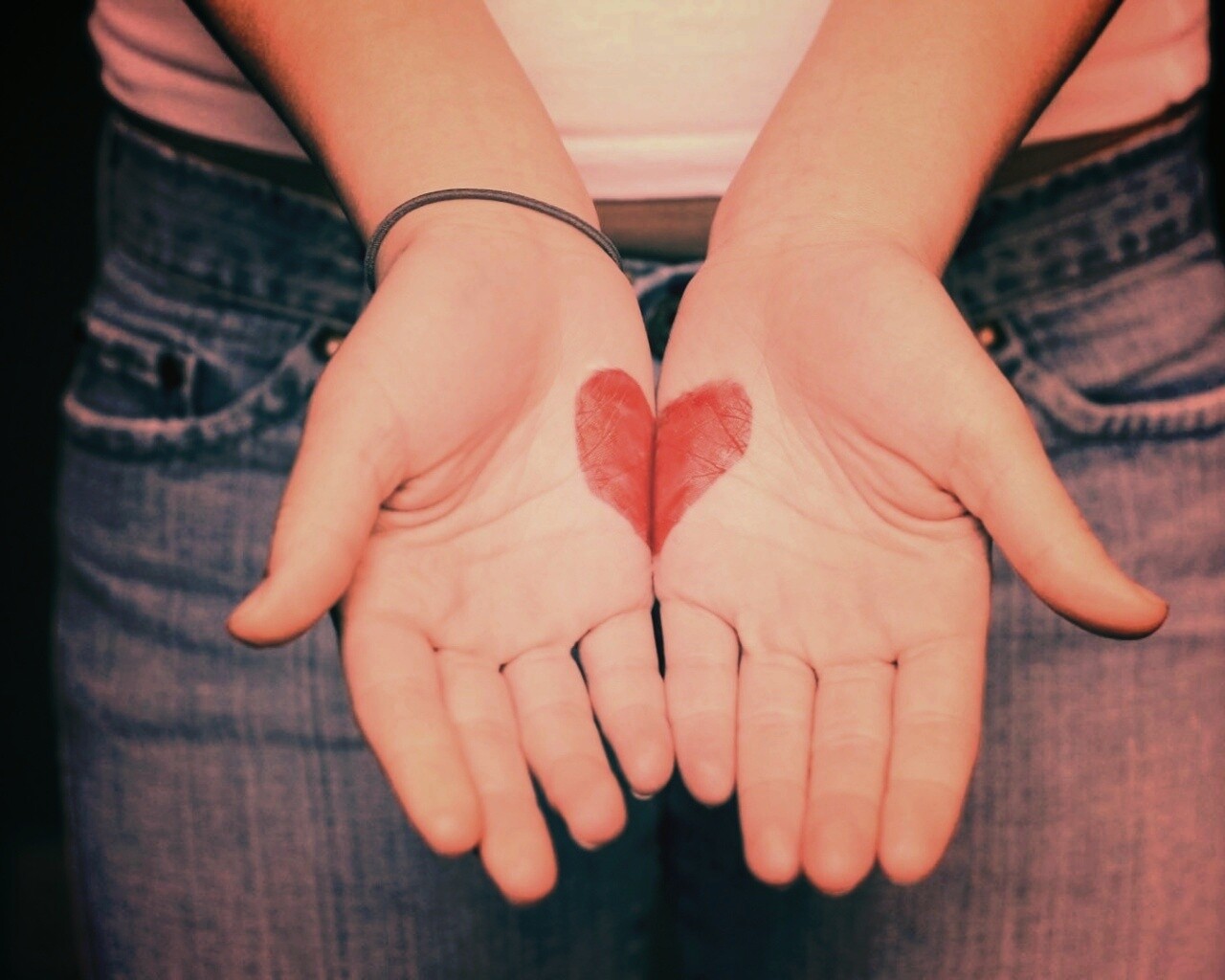 Нарисованное сердце обои