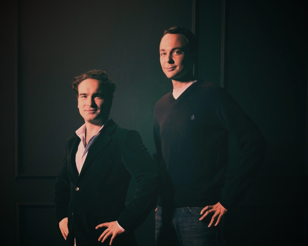 Джонни Галаки и Джим Парсонс обои