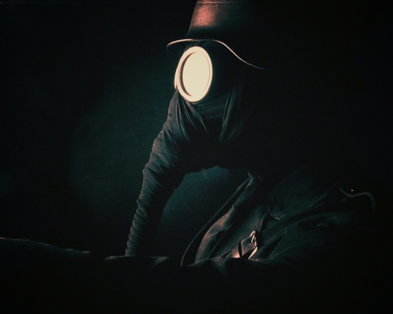 В противогазе обои