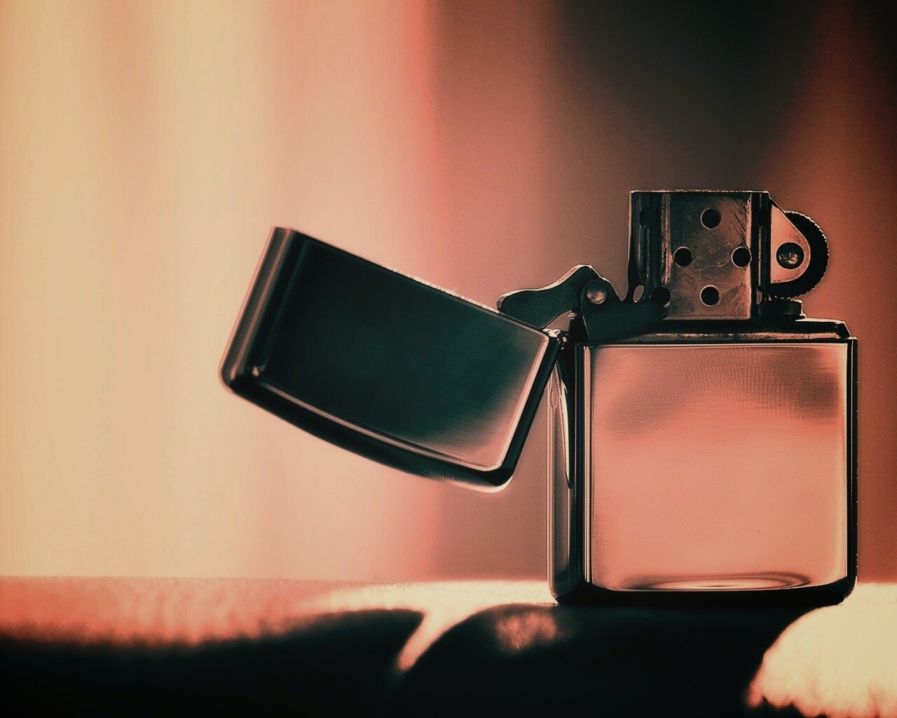 Зажигалка обои