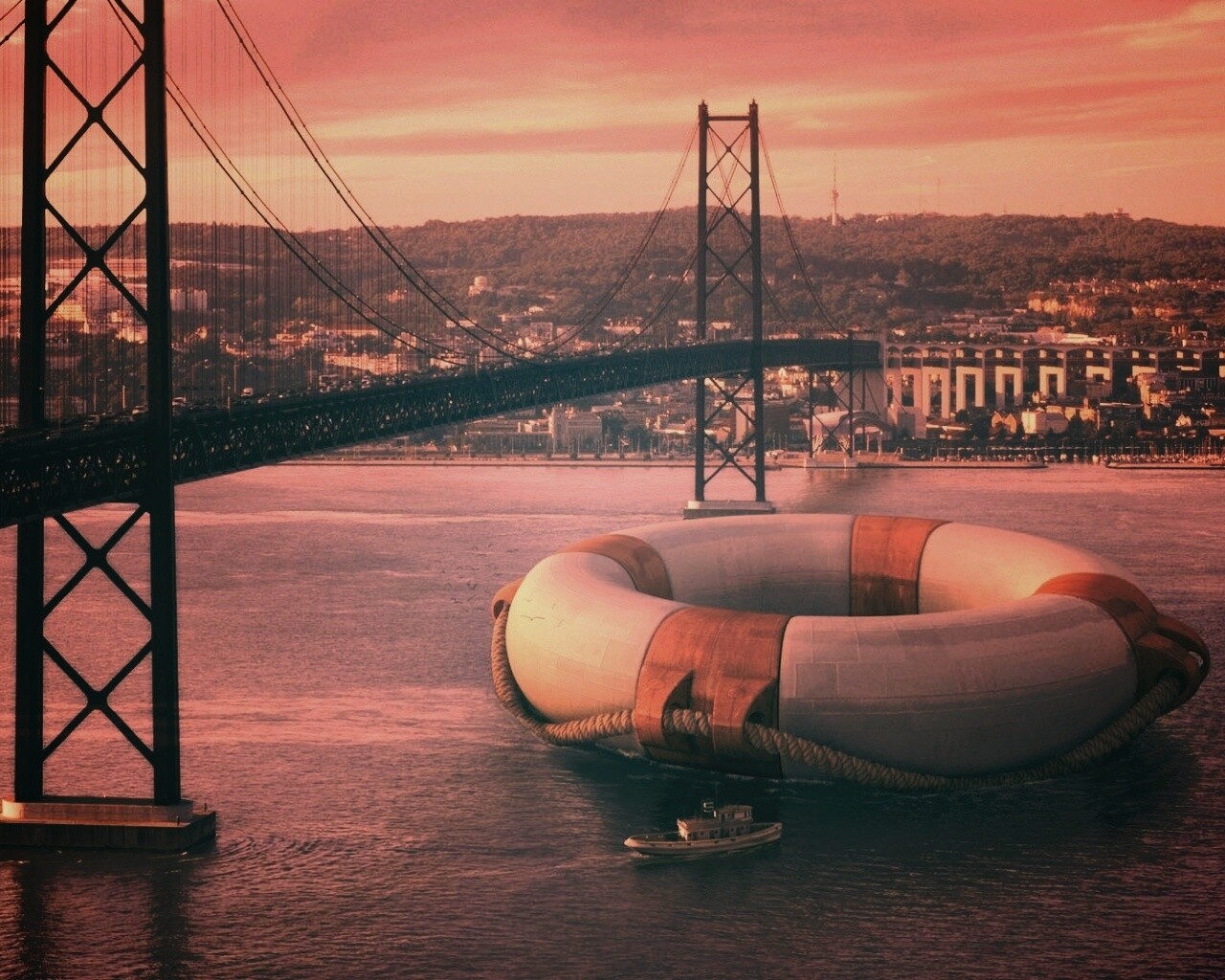 Огромный спасательный круг обои