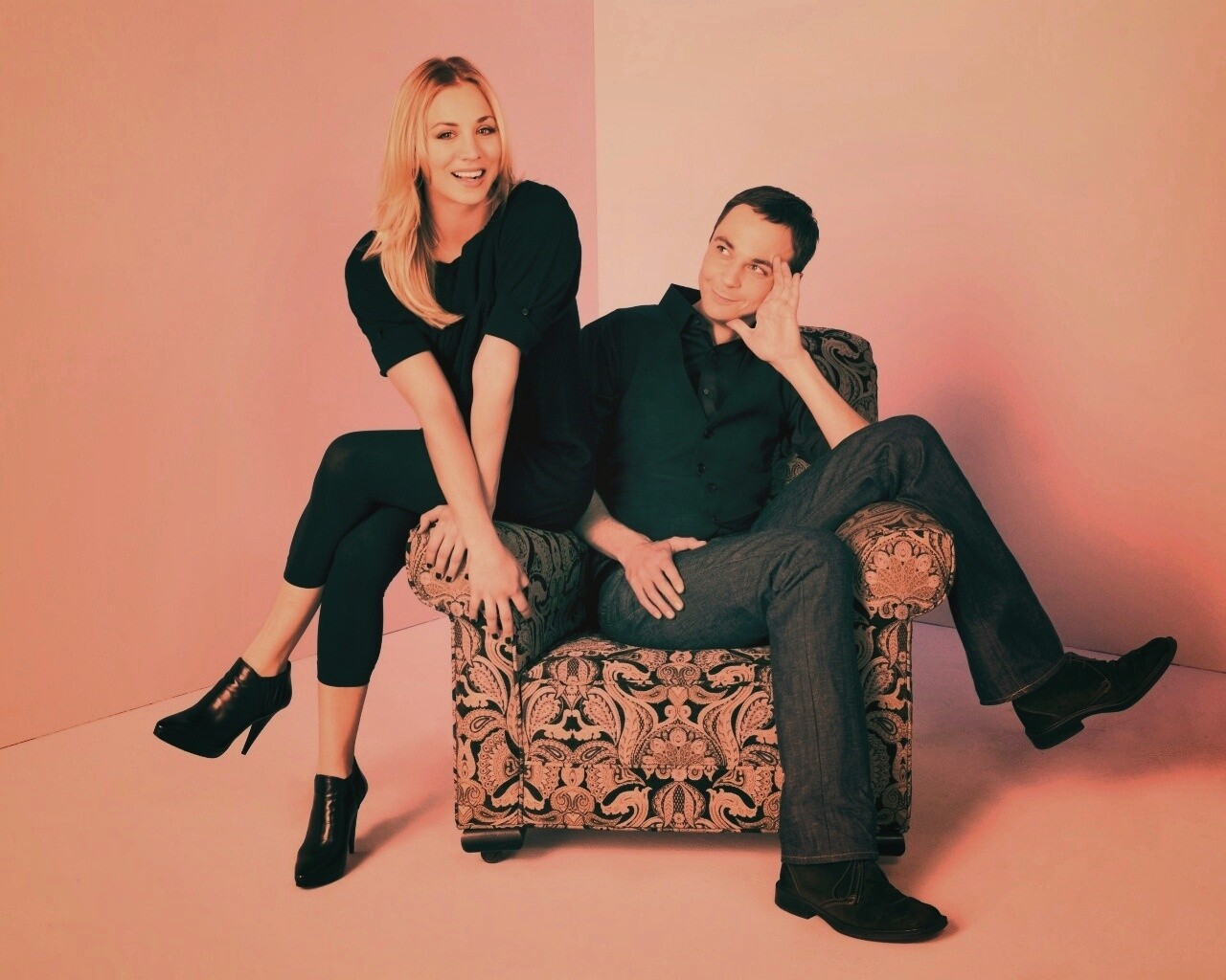 Пенни и Шелдон обои