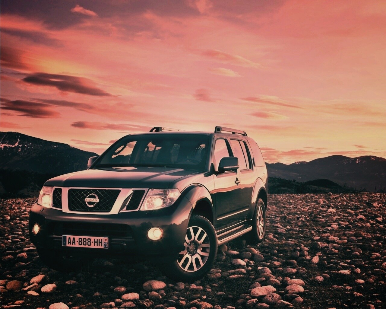 Nissan Pathfinder обои