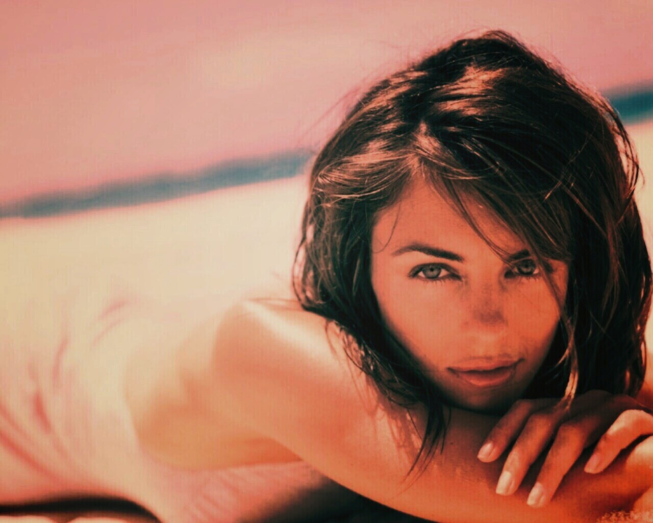 Элизабет Хёрли обои