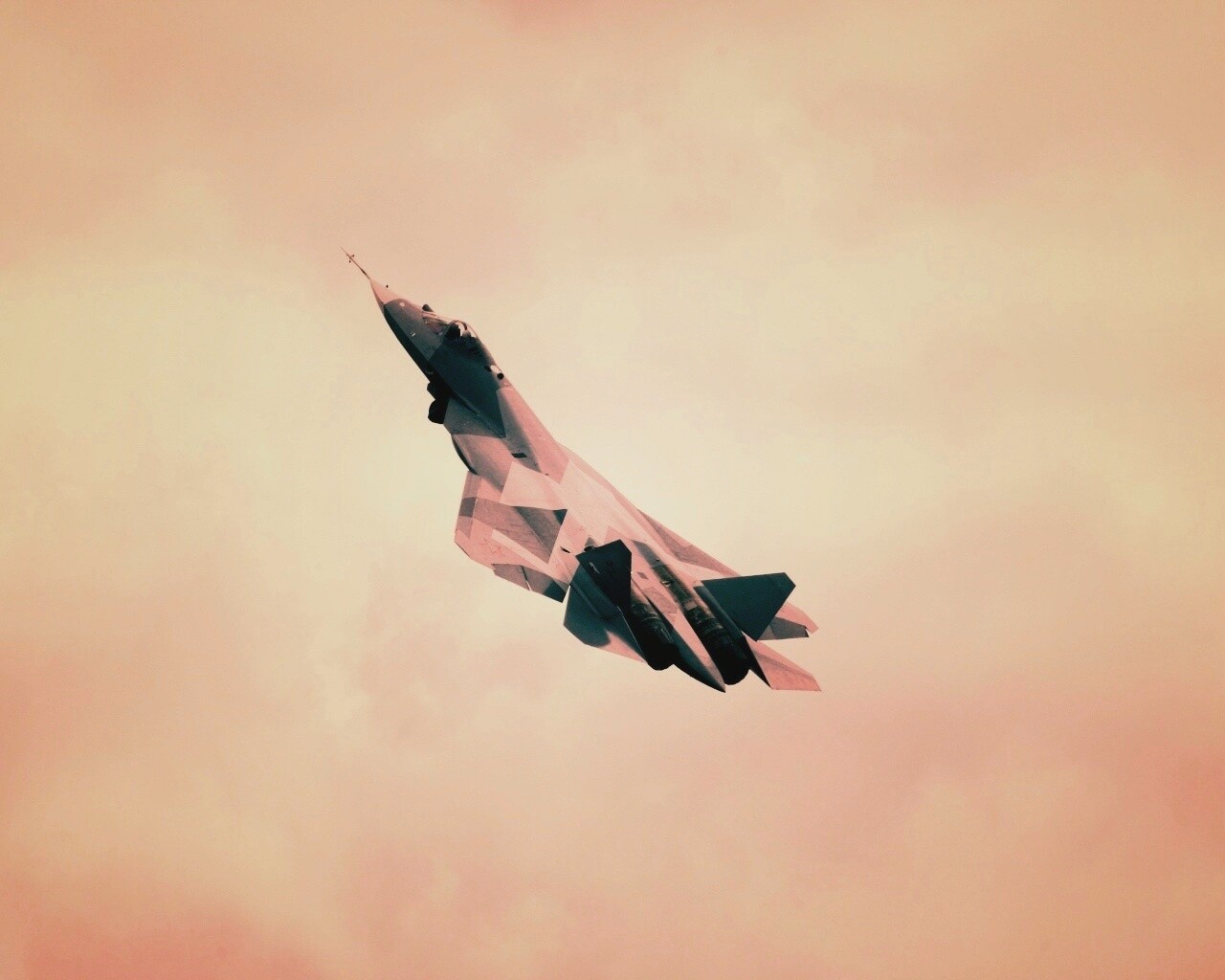 Истребитель взмывает вверх обои