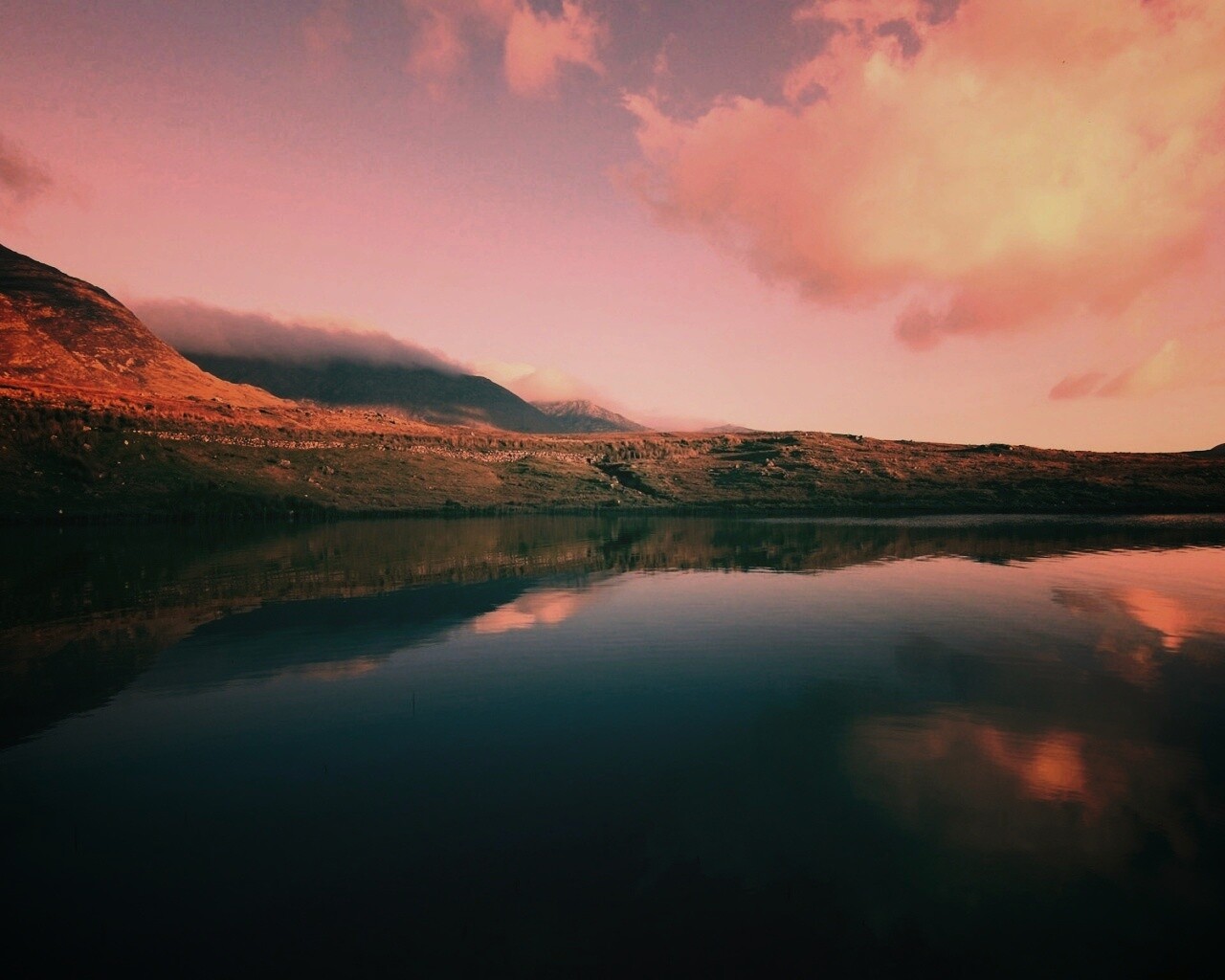 Зеркальное озеро обои