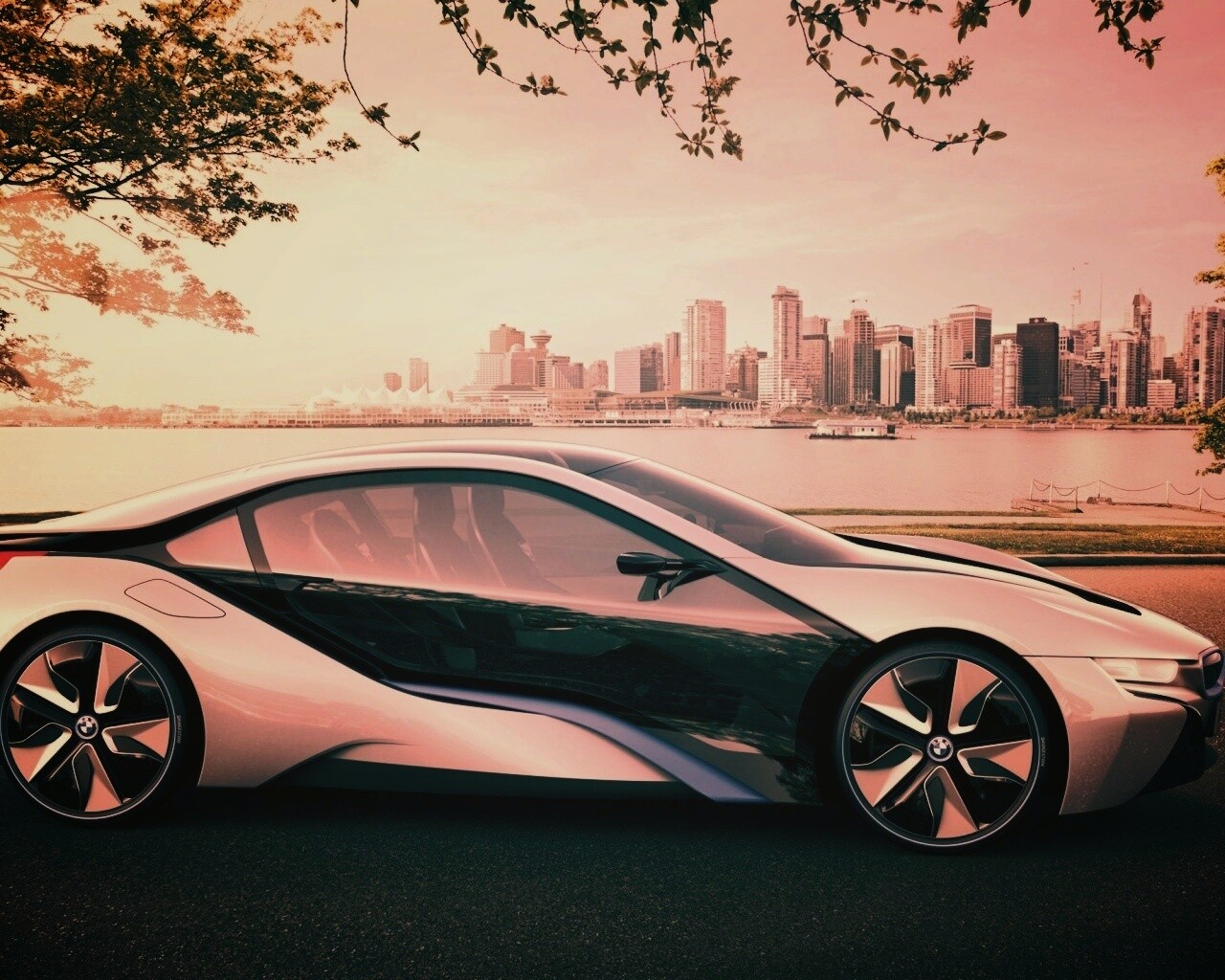 Концепт БМВ на берегу озера обои