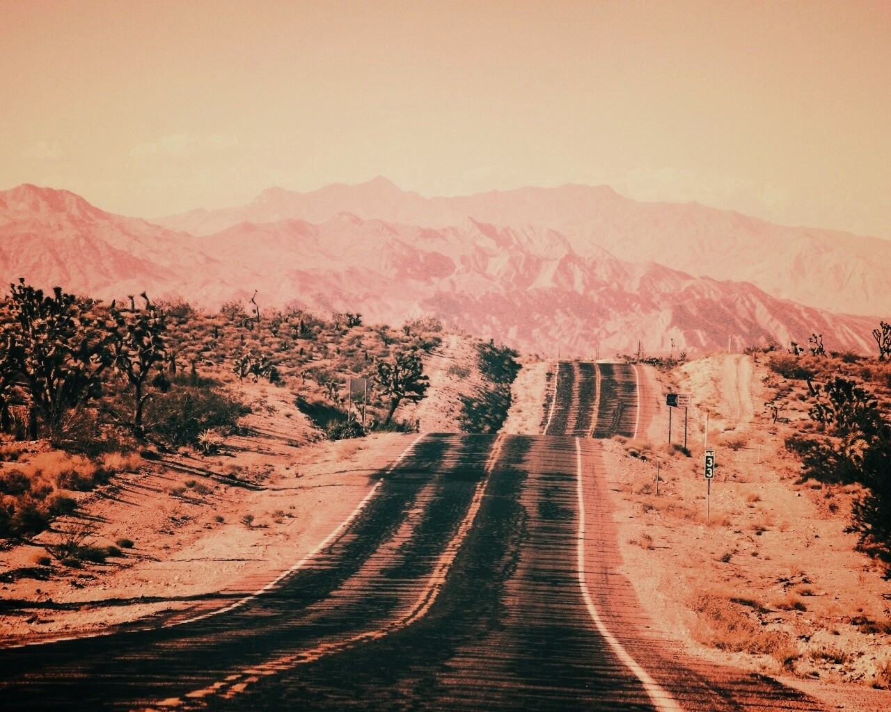 Вникуда обои