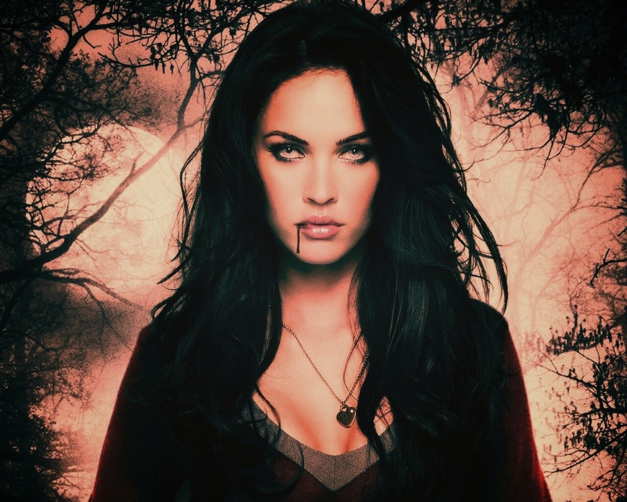 Вампирша обои