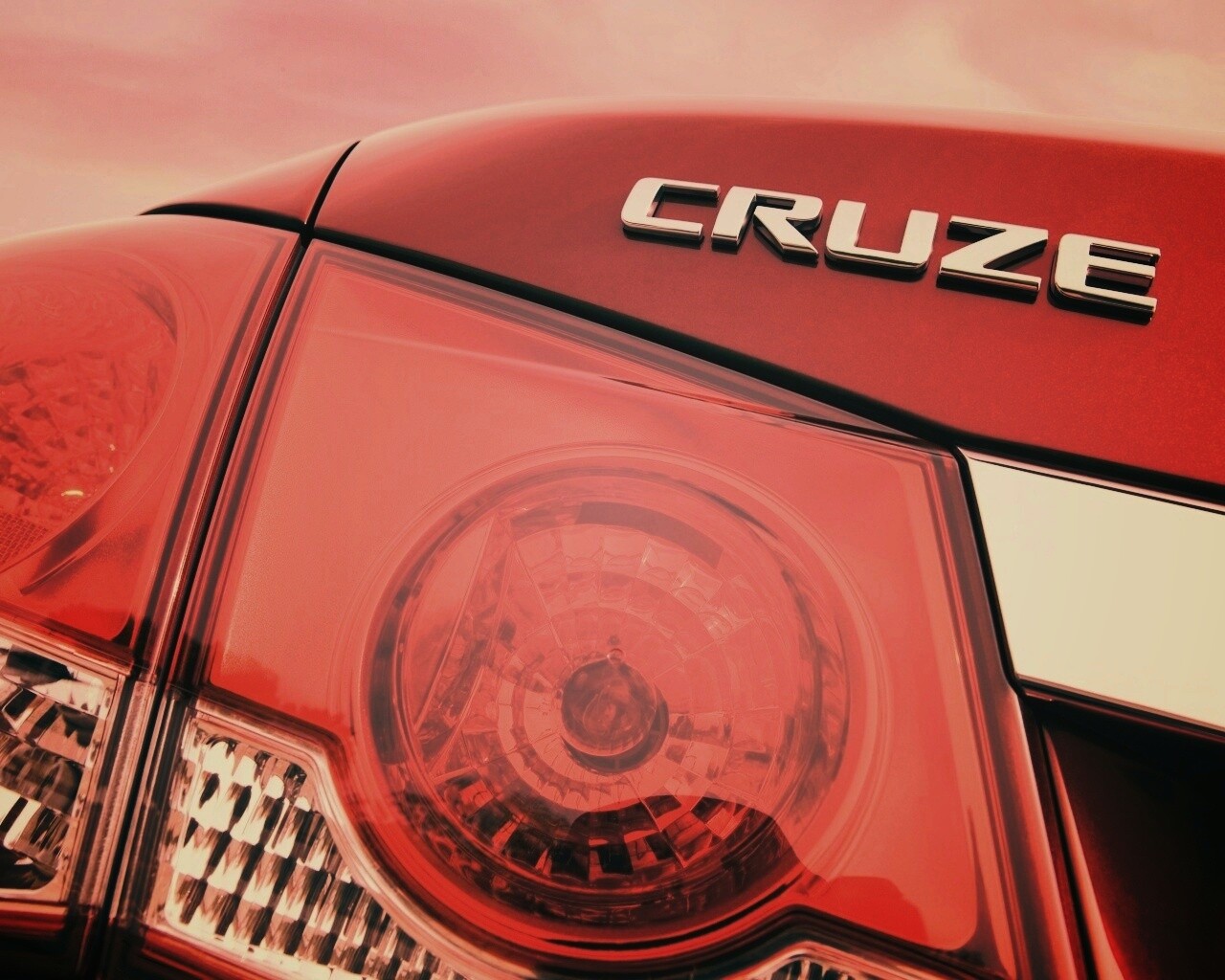 Шильдик Chevrolet Cruze обои