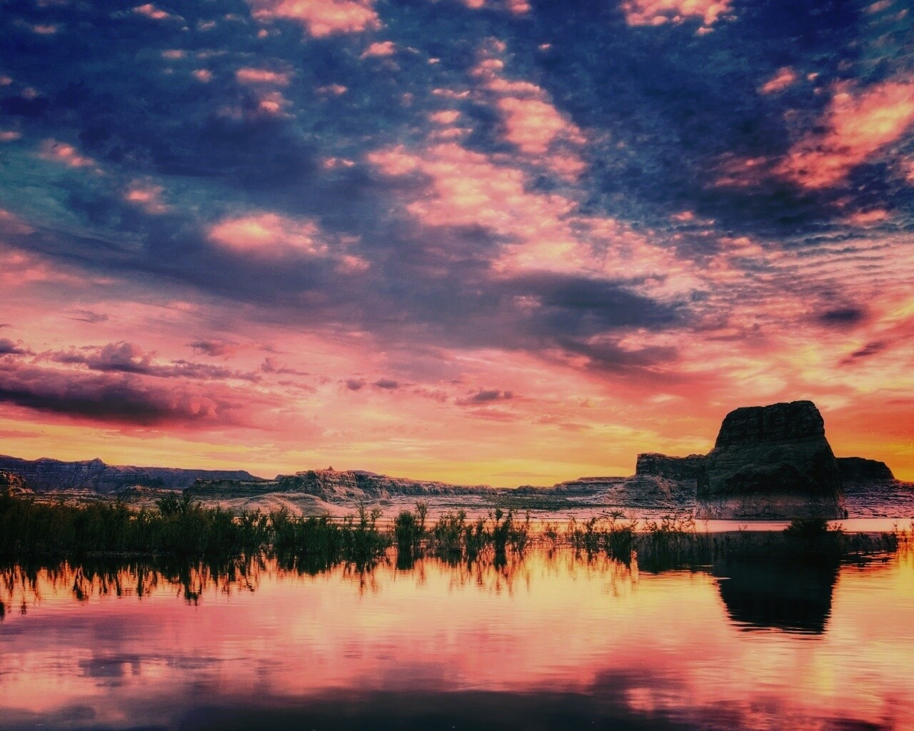 Горное озеро обои