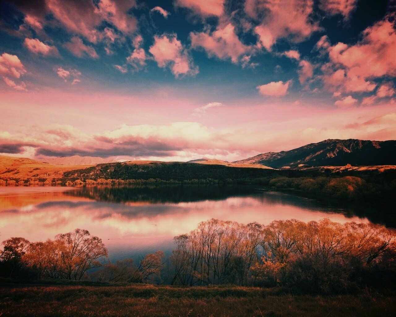 Живописное озеро обои