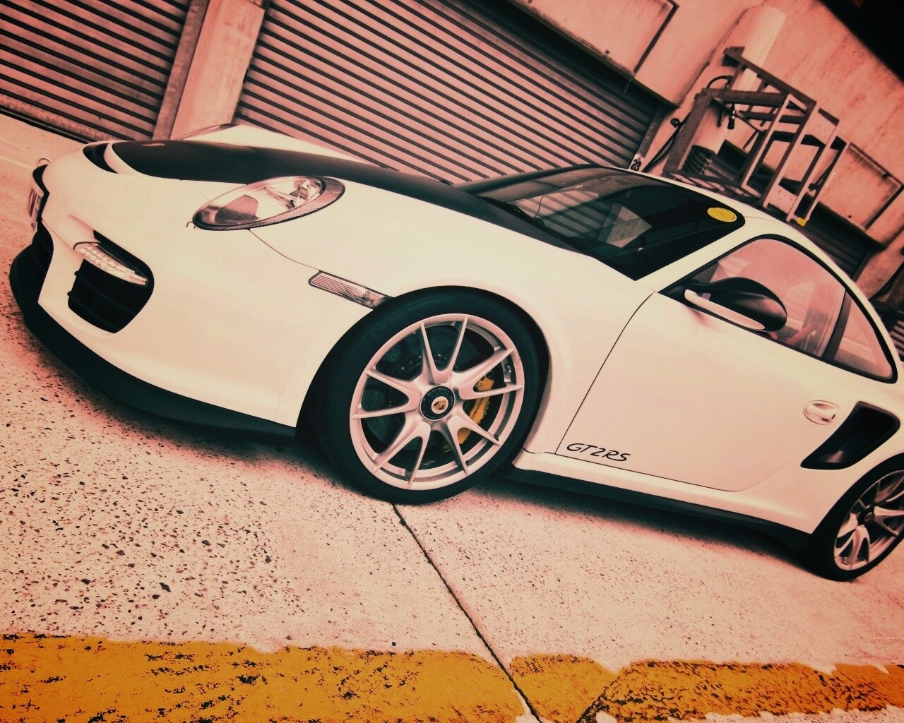 Белый порше обои