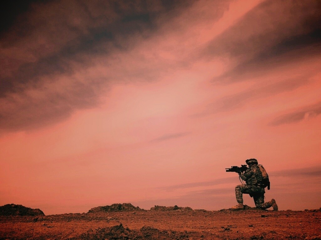 Стрельба с колена обои