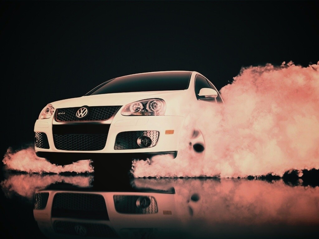 Буксующий белый Фольц обои