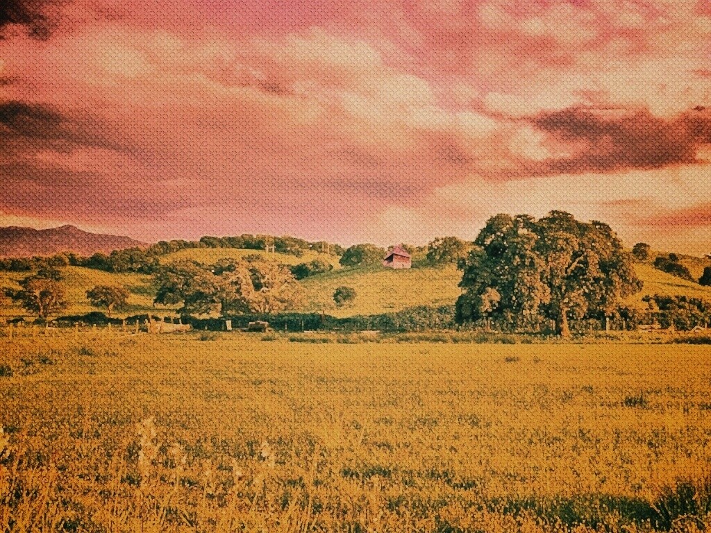 Домик на холмах обои