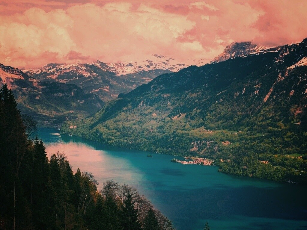 Горная река обои