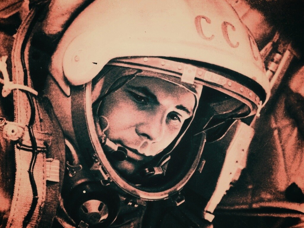 Юрий Алексеевич Гагарин обои