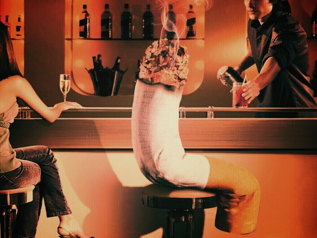 Сигарета в баре обои