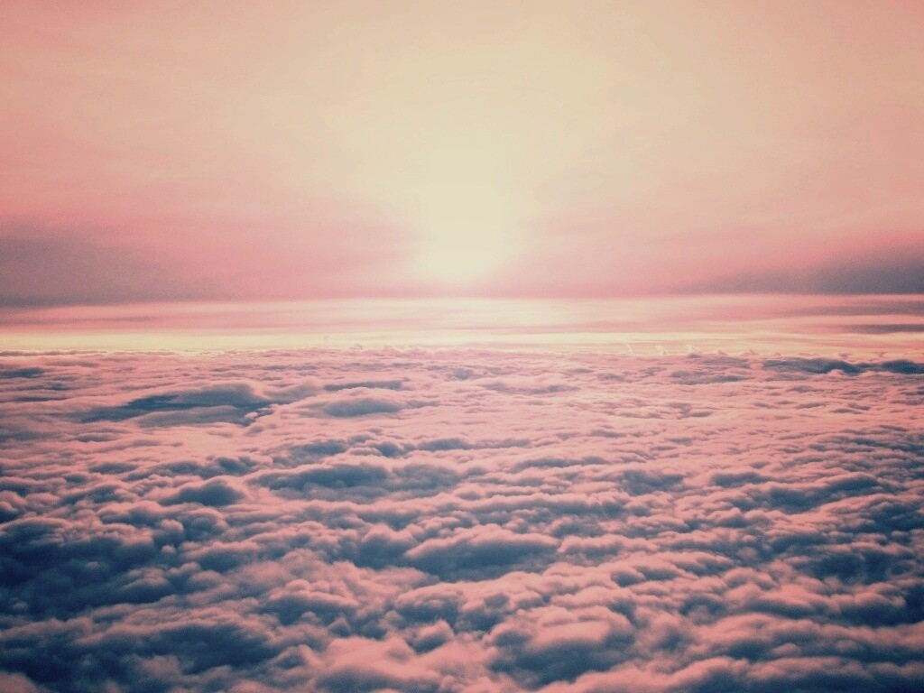 Над облаками обои