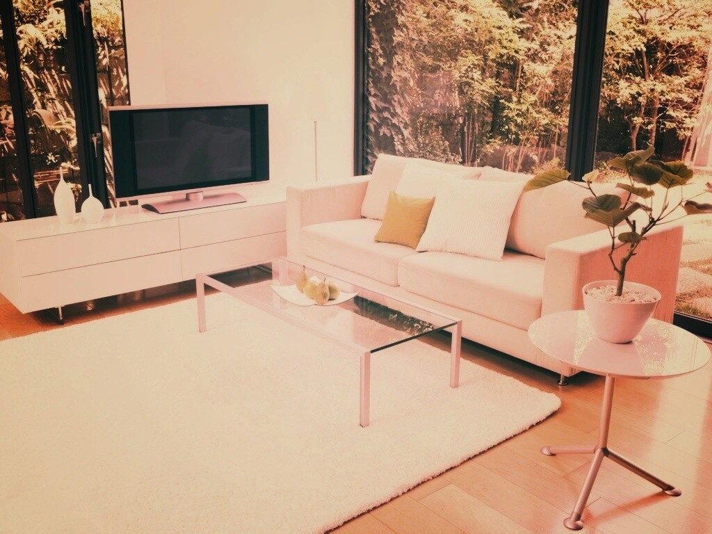 Яблоки на столе обои