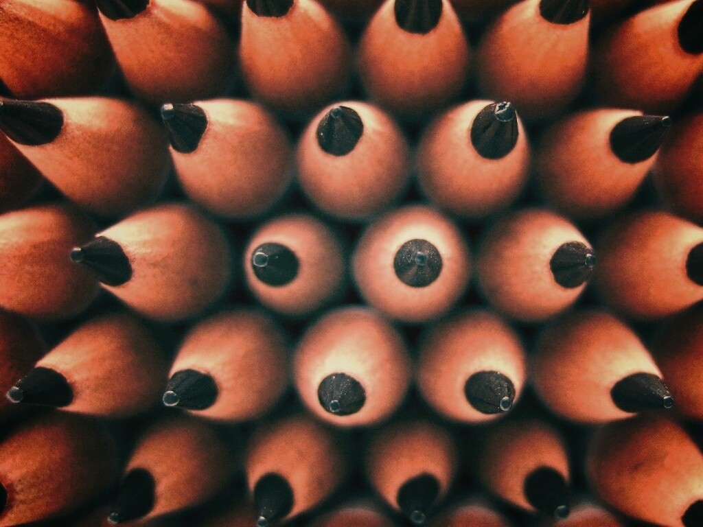 Чёрные карандаши обои