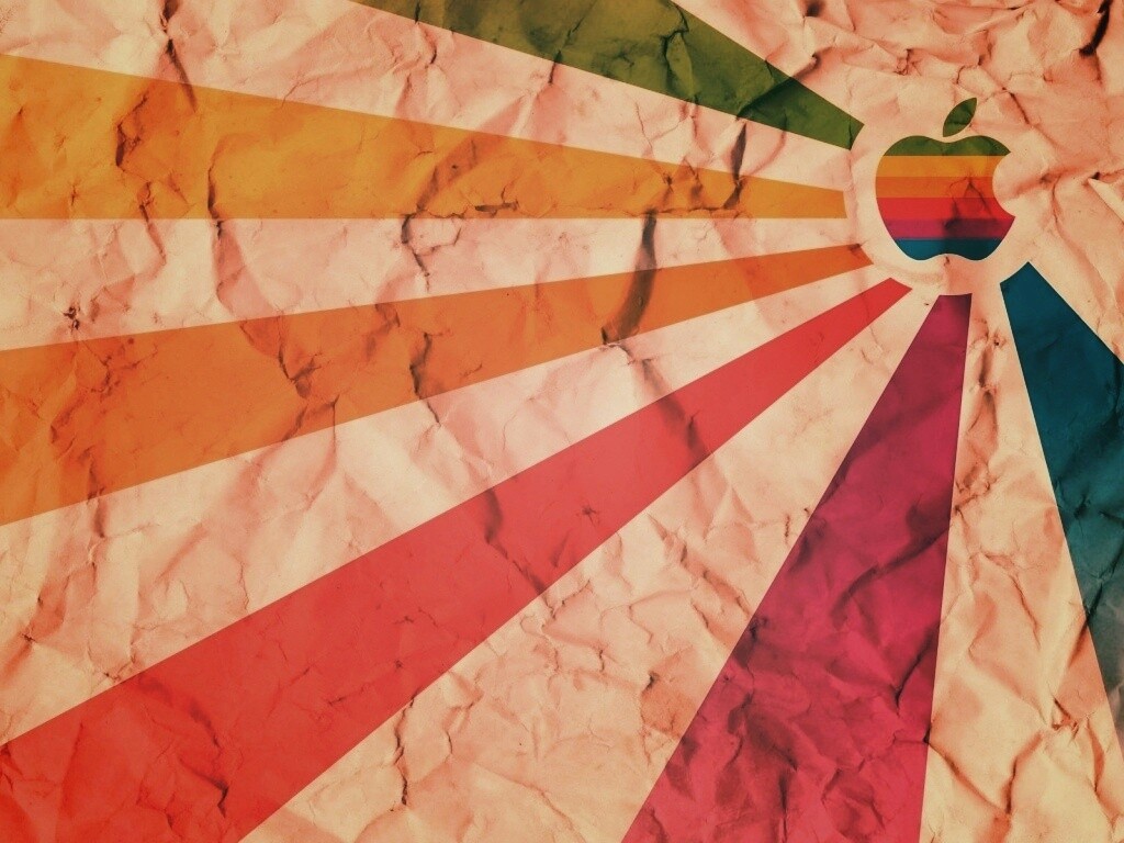 Радужный логотип Apple на мятой бумаге обои