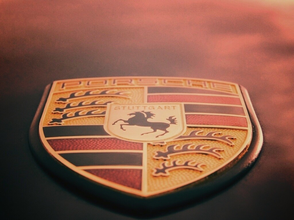 Логотип порше обои