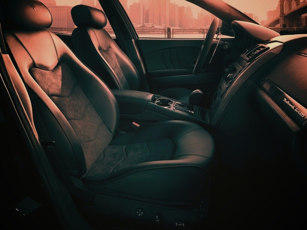 Салон мазерати quattroporte обои