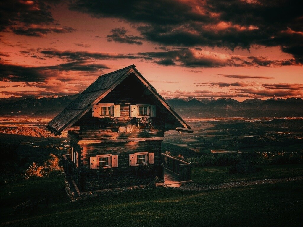 Старенький дом в Австрии обои