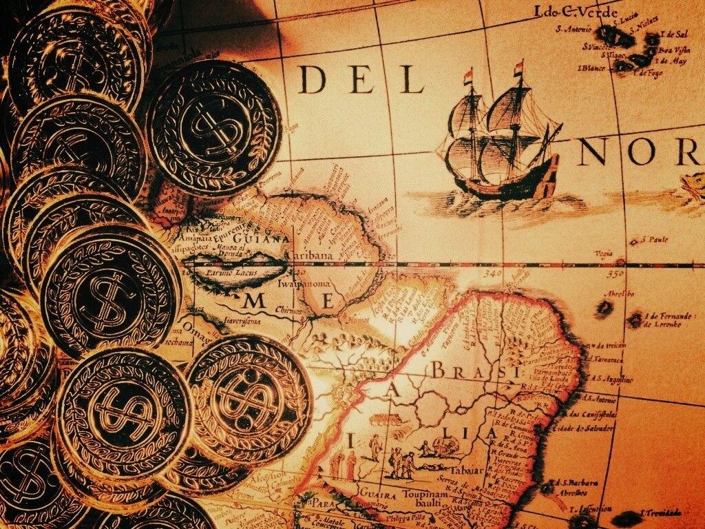 Деньги и карта сокровищ обои