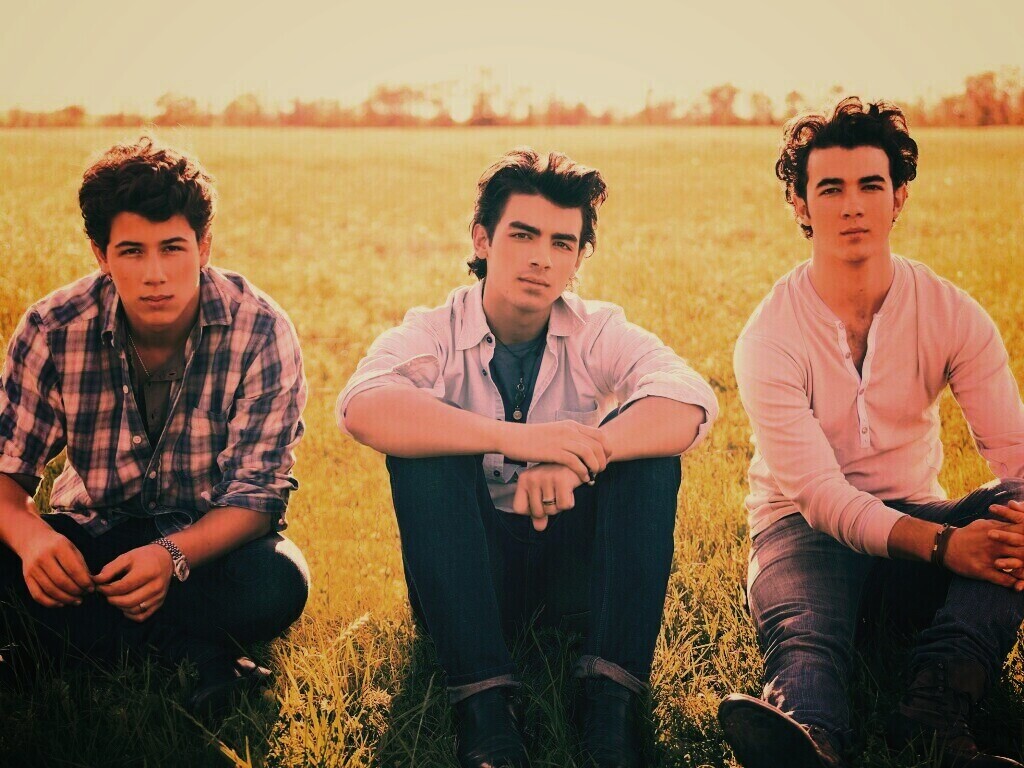 Джонас Бразерс обои