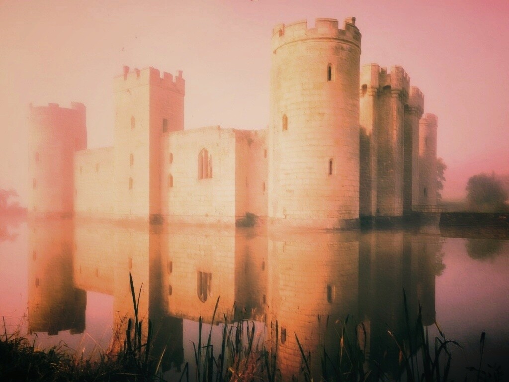 Замок на озере обои