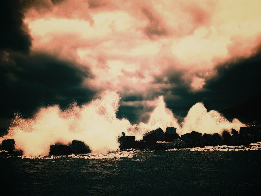 Буря в океане обои