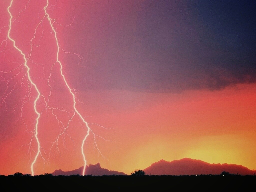 Двойная молния обои