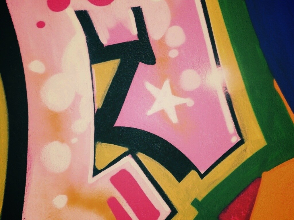 Блик на граффити обои