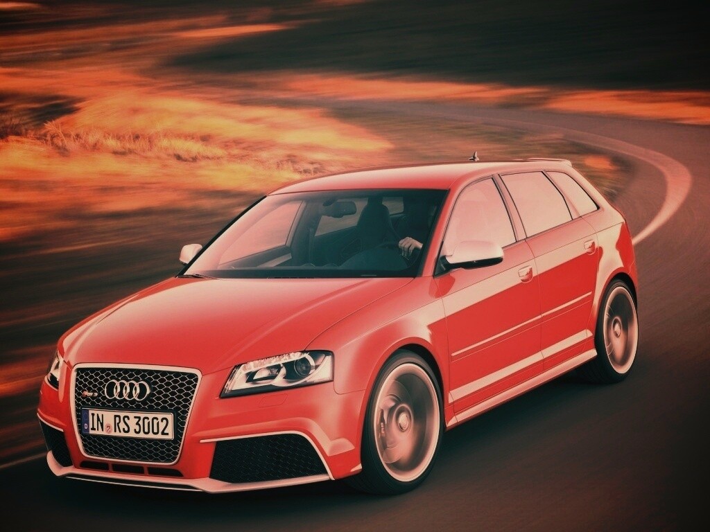 Красная ауди мчится по извилистой дороге обои