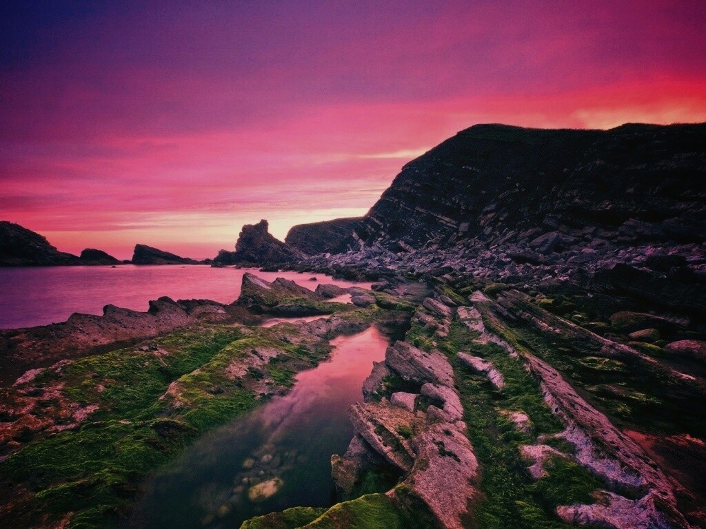 Скалистый берег обои