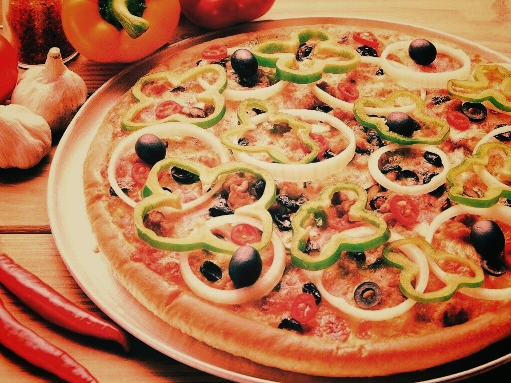 Пицца с паприкой обои