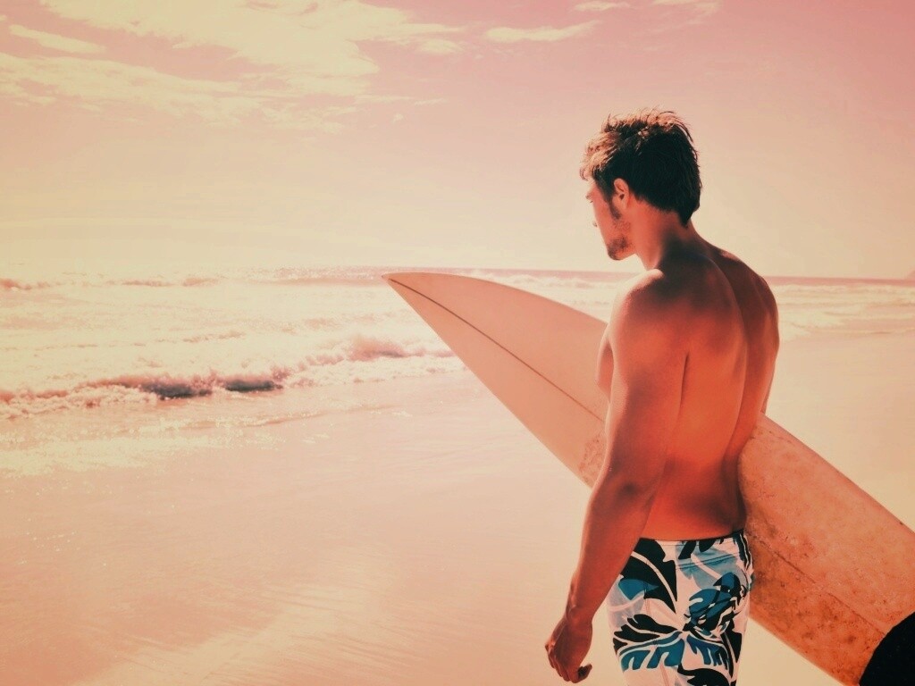 Собирается оседлать волну обои