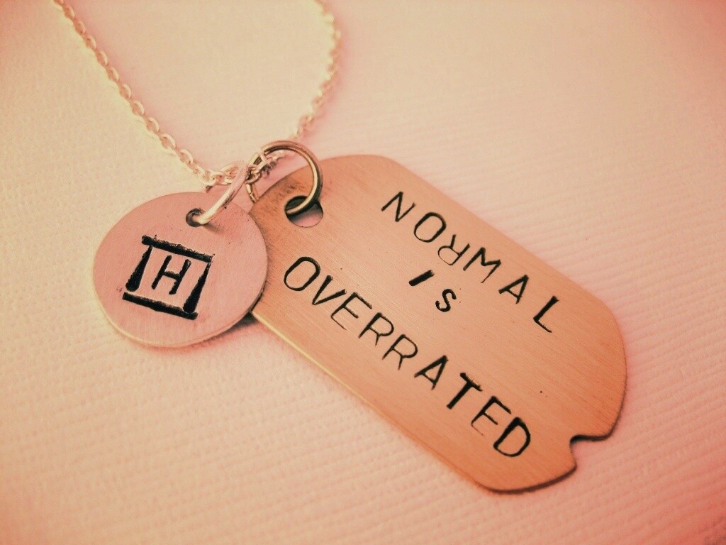 Нормальность переоценена обои