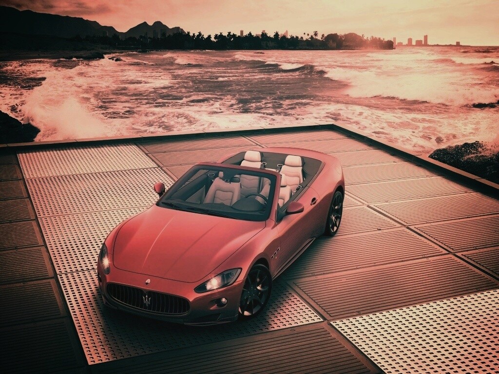 Мазерати на берегу моря обои